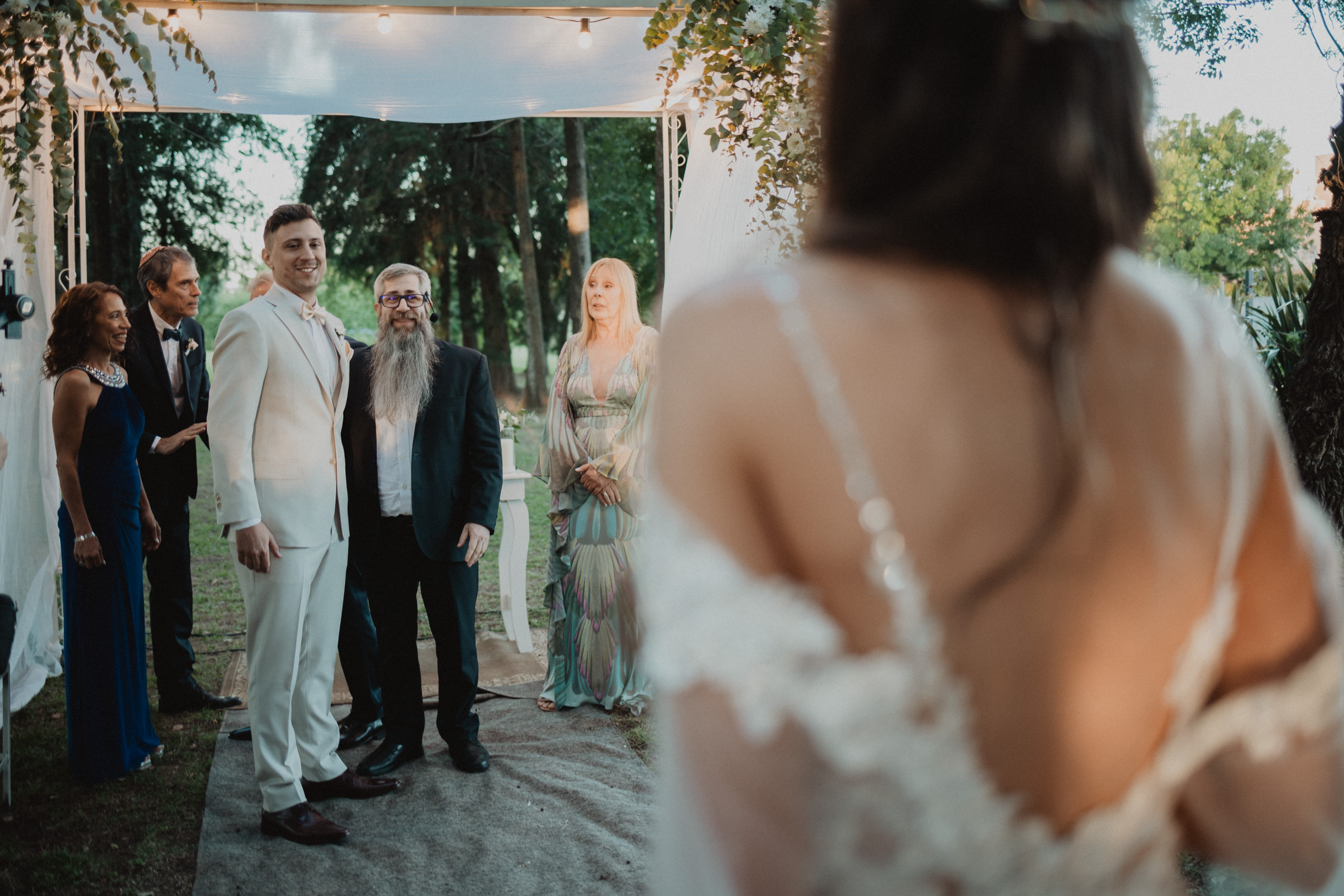 Ceremonia de casamiento en el parque